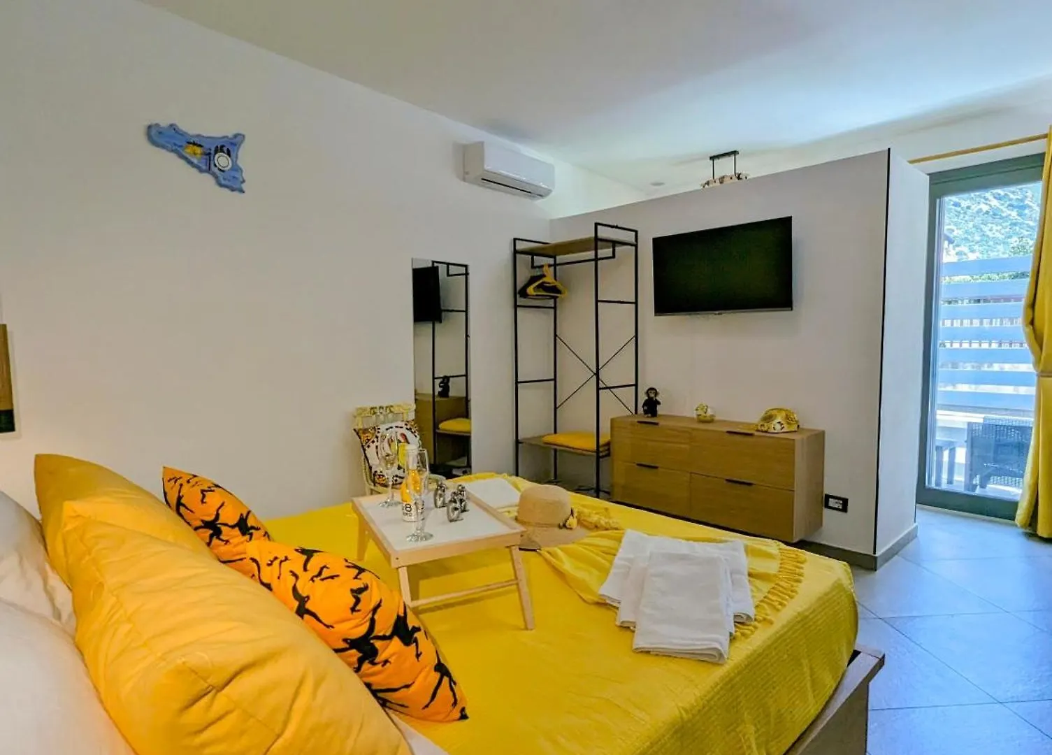 I Colori Della Sicilia Appartement Cinisi 0*,  Italië